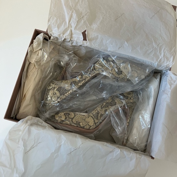 ✨GIANVITO ROSSI✨ Metallic Lace Pumps - NWT - Brand New - Picture 8 of 8